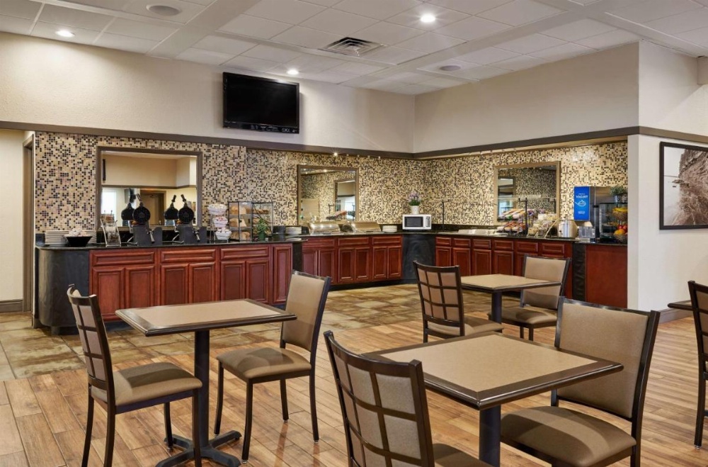 Best Western Plus Milwaukee Airport Hotel & Conference Center Image 15