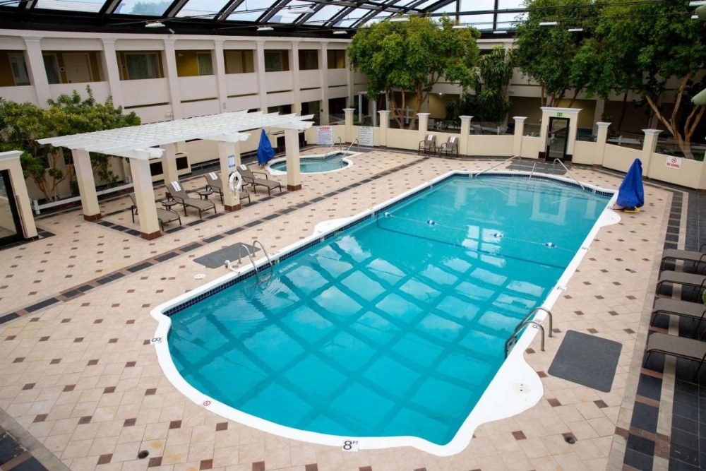 Best Western Plus Milwaukee Airport Hotel & Conference Center Image 16